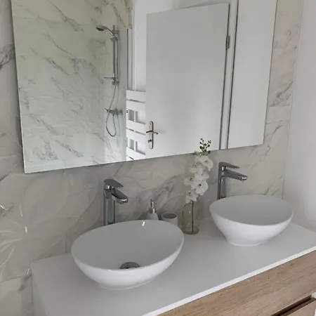 Tres Grande Maison Neuve A 5min Du Luxembourg *